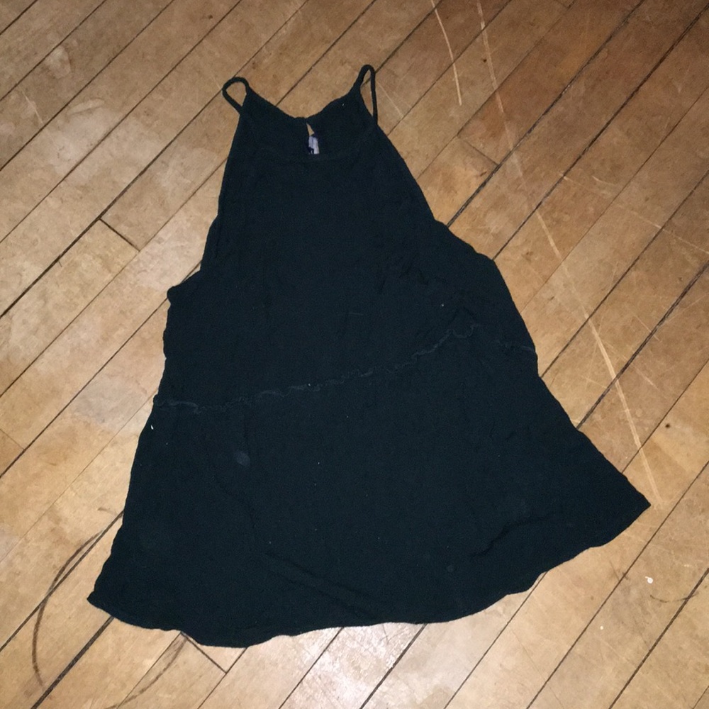 Green flowy tank